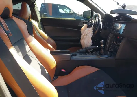 2020 Toyota 86 Hakone Edition из США, поврежденный, VIN JF1ZNAE10L9750777